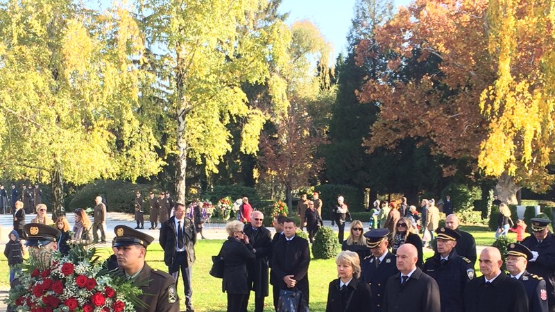 Ministar Matić položio vijence na Mirogoju